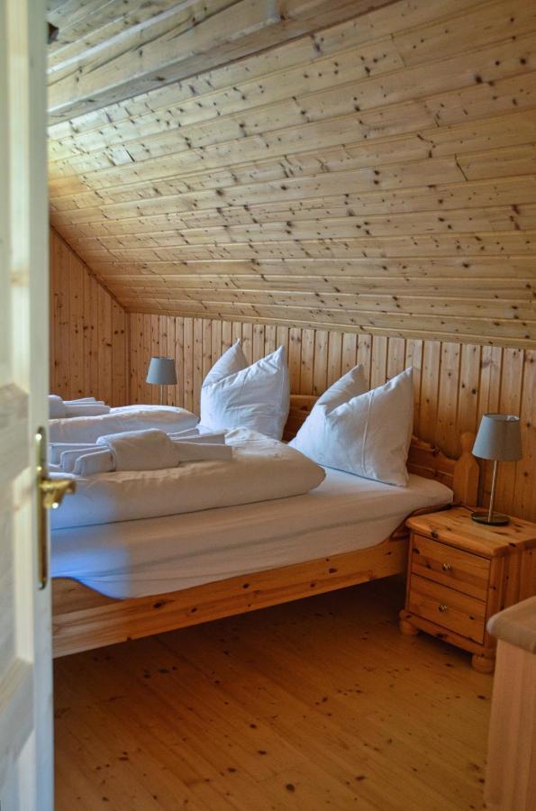 Ferienhaus Waldtraum Sankt Veit an der Glan Bagian luar foto